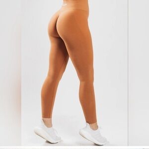 Alphalete Women's Leggings - Tan